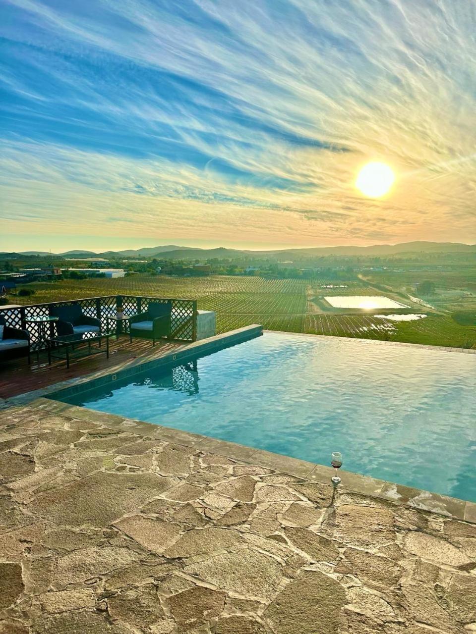 Siempre Valle Hotel Boutique Valle de Guadalupe Kültér fotó